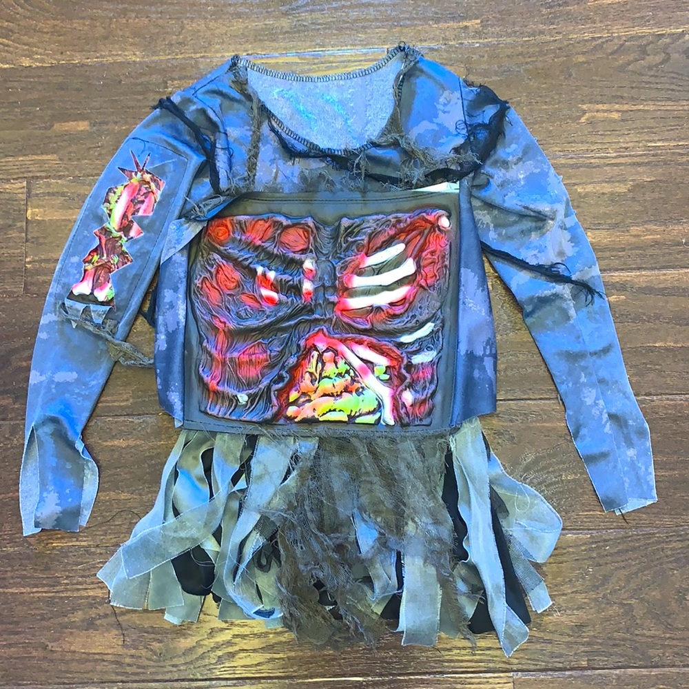 Zombie top youth medium skirted w removable stomach panel